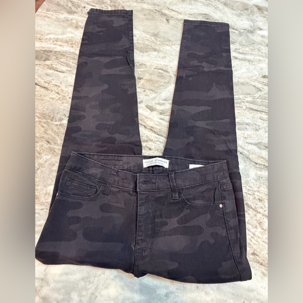 Social Standard Sanctuary Camo Ankle Skinny Jeans Women’s 6 Stretch Black Gray